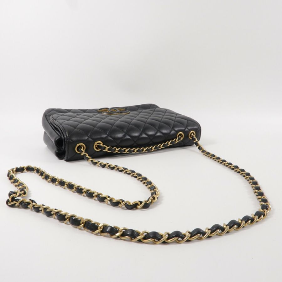 CHANEL 羊皮皮革CC Logo Flap鏈帶肩背袋-10