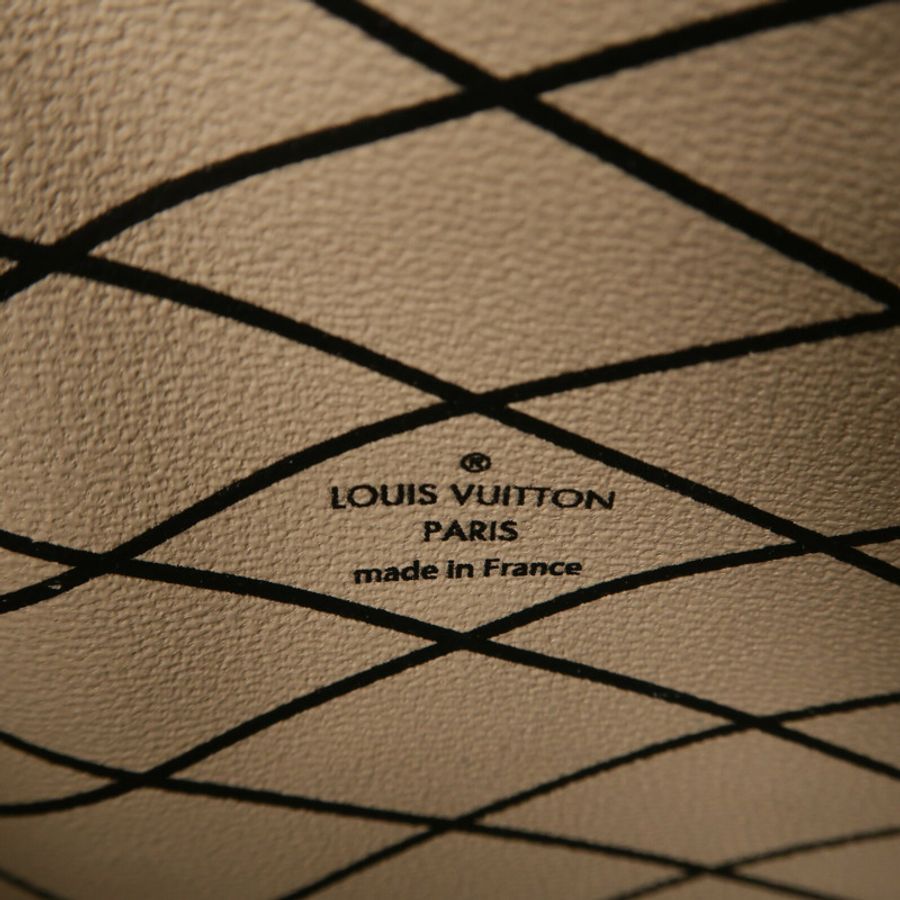 LOUIS VUITTON Epi Trunk Clutch肩背袋-5