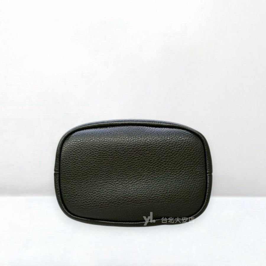 A13288-PRADA 黑色粒面牛皮黑白織帶/牛皮背帶水桶包1BE060-4