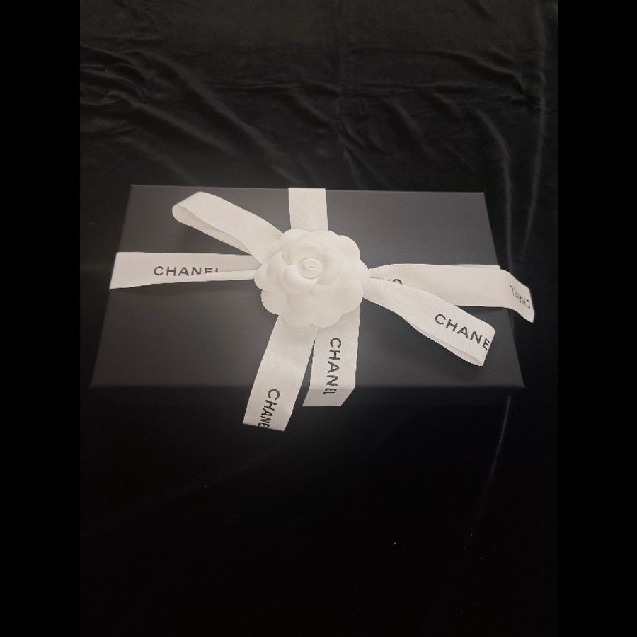Chanel 經典雙C菱格紋多層錢包謢照夾藍色-0