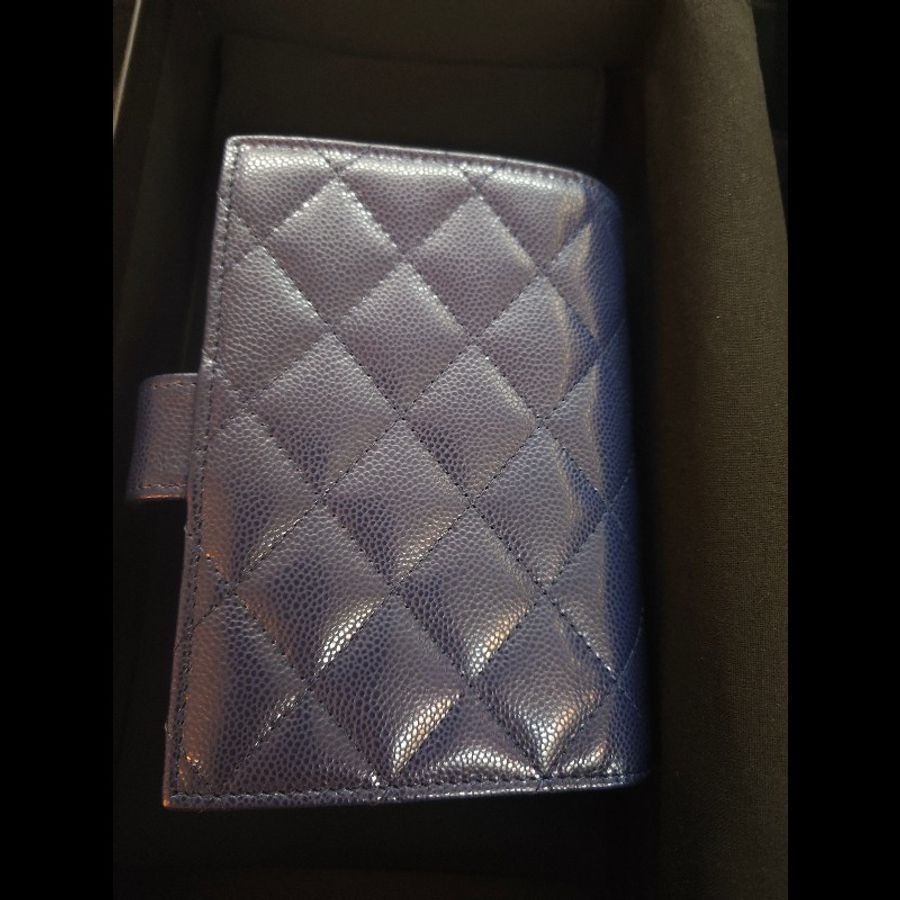 Chanel 經典雙C菱格紋多層錢包謢照夾藍色-6