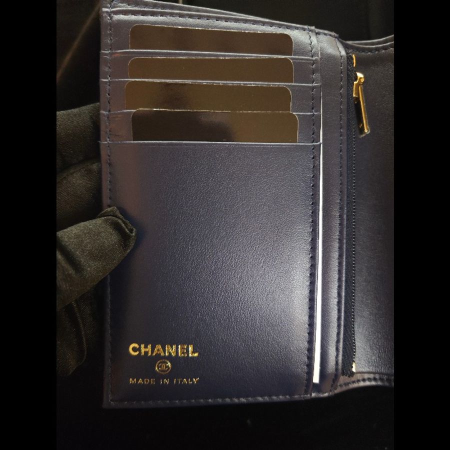 Chanel 經典雙C菱格紋多層錢包謢照夾藍色-11