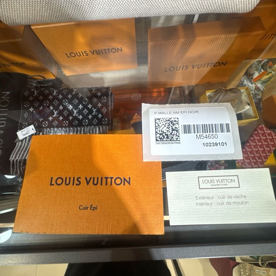 全新未使用Lv 小型箱盒包,M59179-10