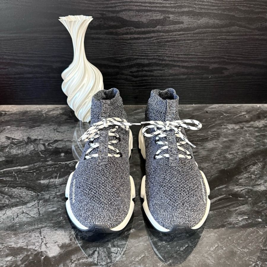 Balenciaga巴黎世家灰白襪子鞋休閒鞋 44碼 95新-1