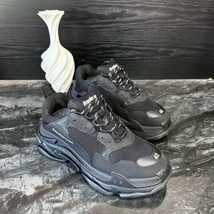 Balenciaga巴黎世家純黑Tripls老爹鞋休閒鞋 42碼 95新-2