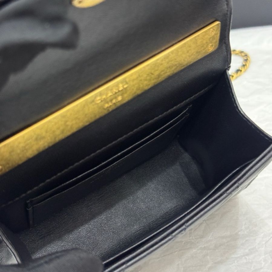 Chanel香奈兒黑金 22B 鏤空琺瑯手柄 Kelly-9