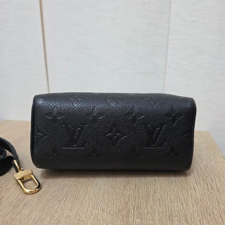 [品況優🥨] LV黑牛皮壓紋金釦NanoSpeedy手提斜背包-8