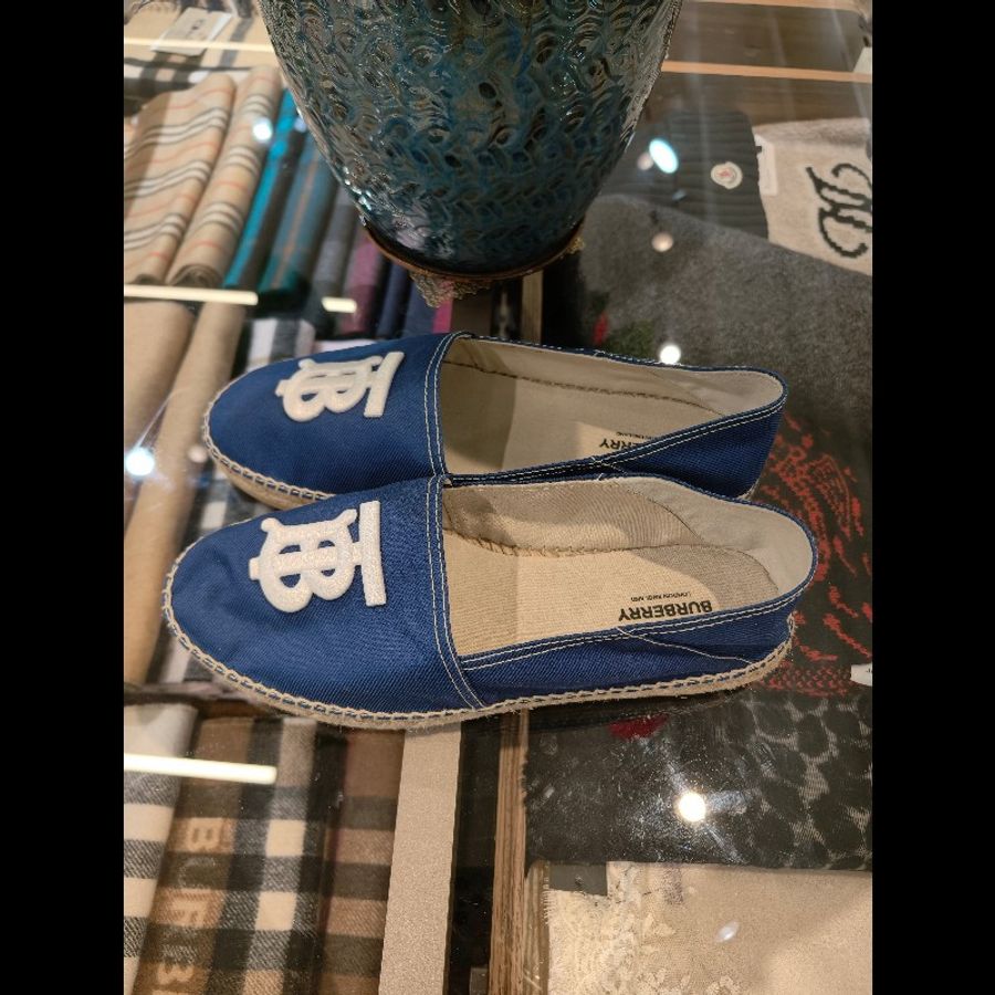 BURBERRY男士休閒鞋43碼-3