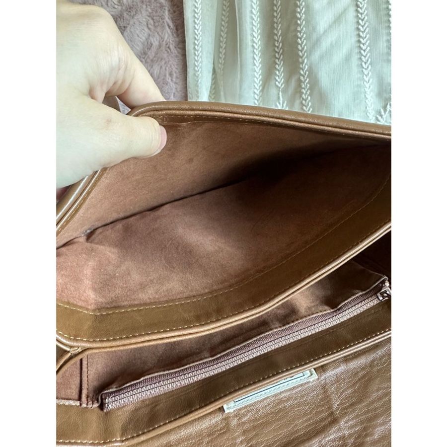 紀梵希 Givenchy 日本中古 絕版 古董 Vintage 4G 絎縫皮革翻蓋包 中古包 斜挎包-12