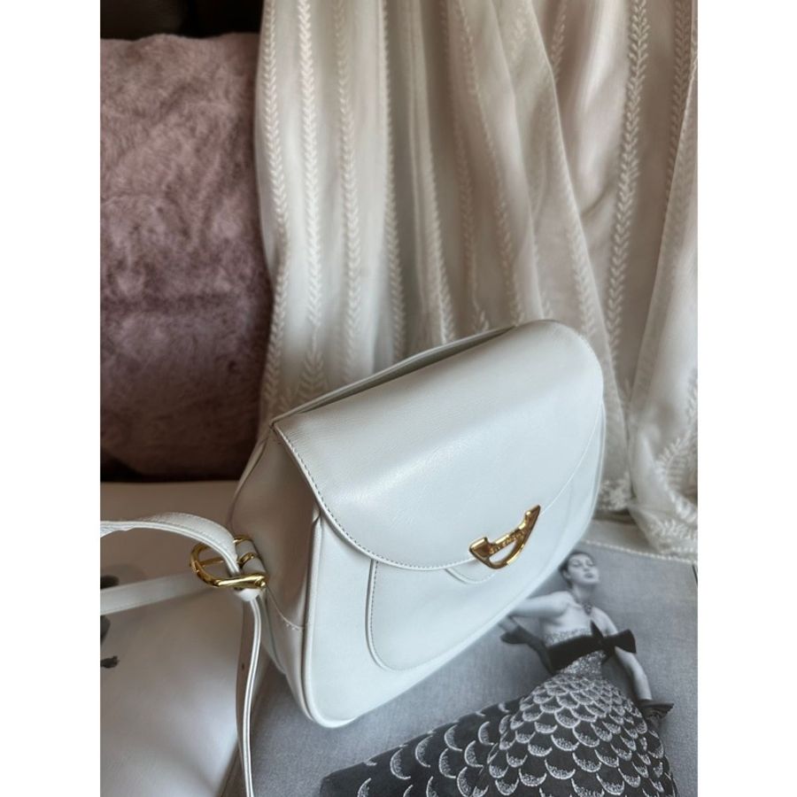 紀梵希 Givenchy 日本中古 絕版 古董 Vintage 白雪公主 Box 皮 絕美復古金扣 馬鞍包 斜背包-4