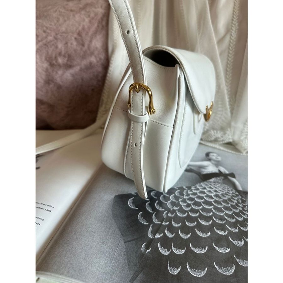 紀梵希 Givenchy 日本中古 絕版 古董 Vintage 白雪公主 Box 皮 絕美復古金扣 馬鞍包 斜背包-6