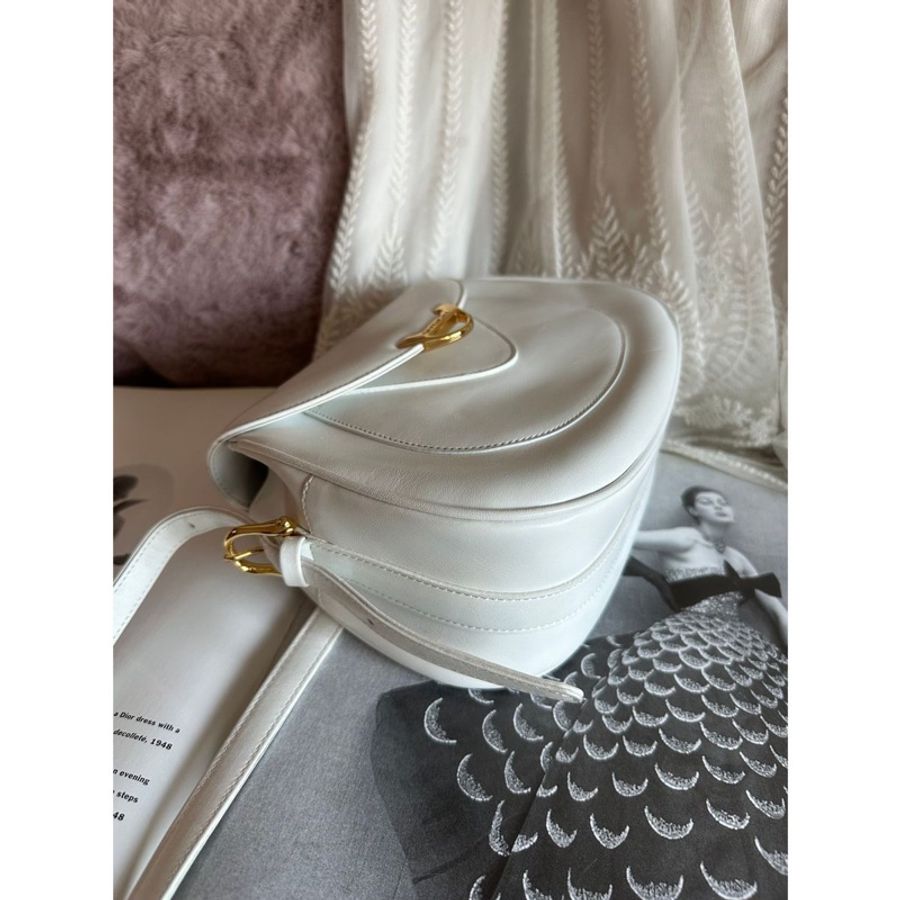 紀梵希 Givenchy 日本中古 絕版 古董 Vintage 白雪公主 Box 皮 絕美復古金扣 馬鞍包 斜背包-9