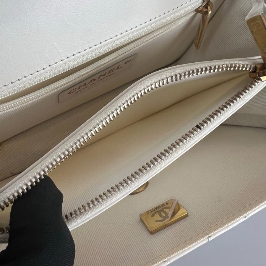 CHANEL CF風琴包牛皮白 AS3226/晶片款-7