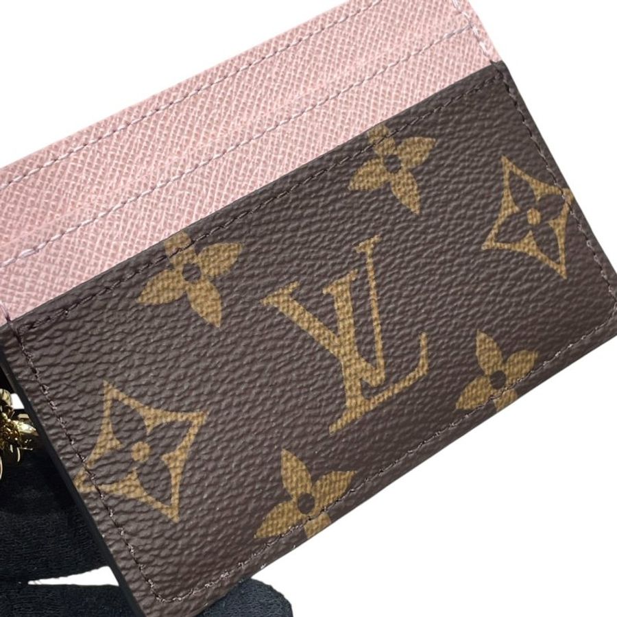LOUIS VUITTON 路易威登 M82739 LV CHARMS 卡夾 PVC帆布 老花 粉紅色 金釦-10