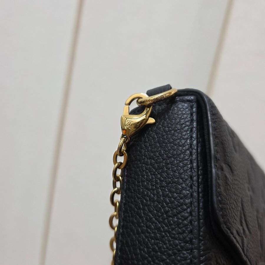 [品況優🥨專櫃銷量王] LV黑牛皮壓紋三合一斜背鍊包WOC-26