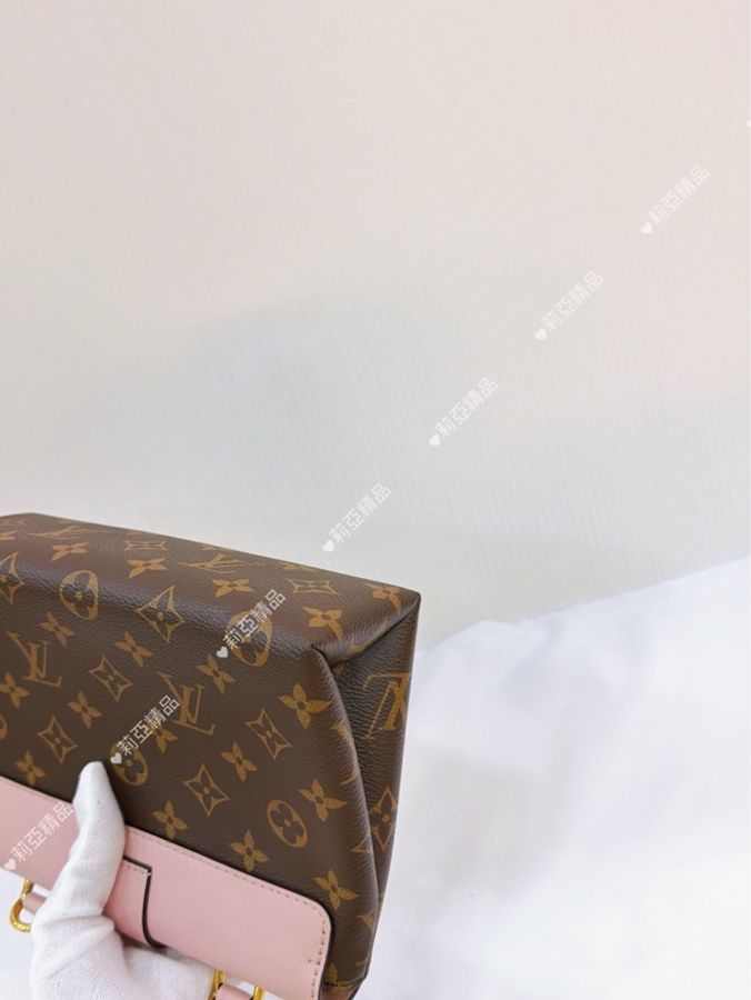 莉亞精品♡ Lv M44080 Locky BB 粉色 二手美包-11