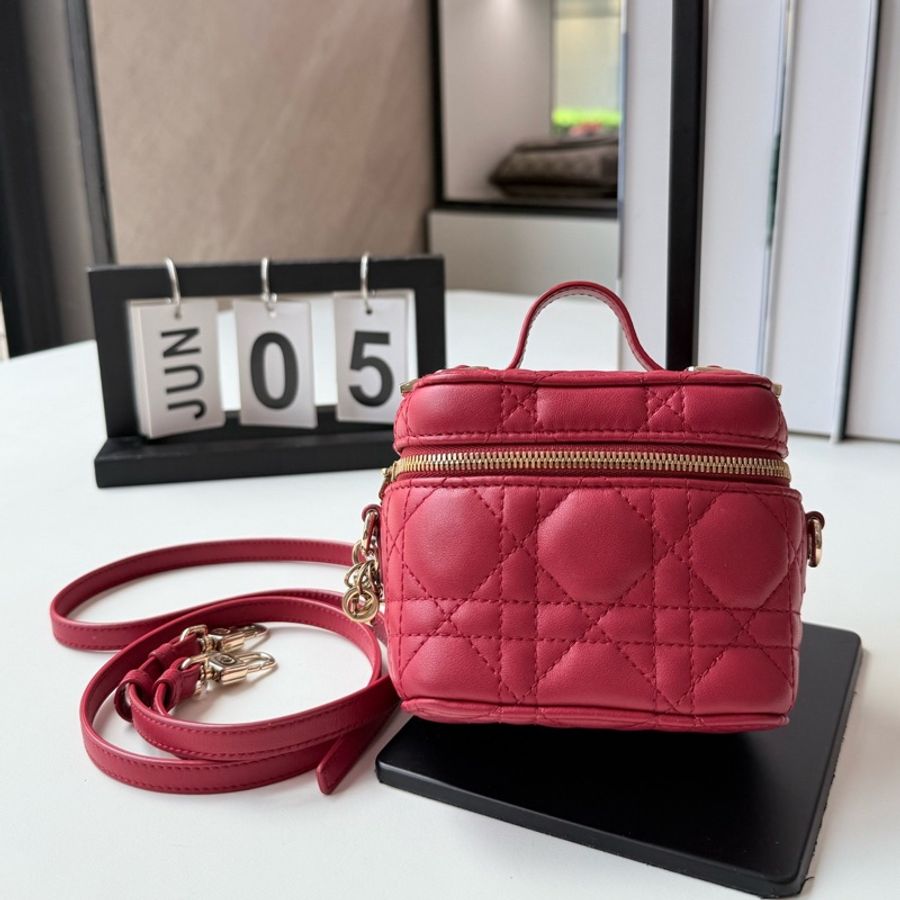 DIOR迪奧 Lady Dior Vanity 超迷你化妝箱 98新 經典藤格紋 金色五金-0