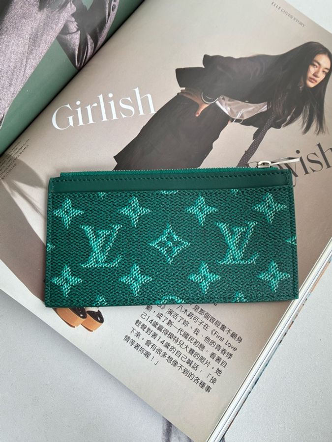 LV綠色扁一字卡片零錢包-0