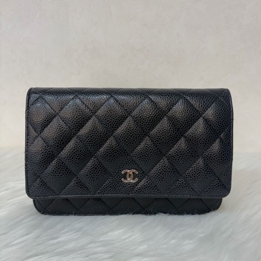 CHANEL A33814 黑色 荔枝皮 銀鍊WOC 肩背包 斜背包發財包鍊子長夾-1