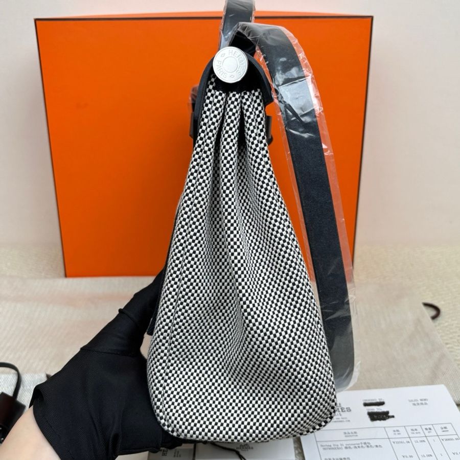 Hermes愛馬仕Herbag31熊貓配色手提包斜挎包 銀扣-6
