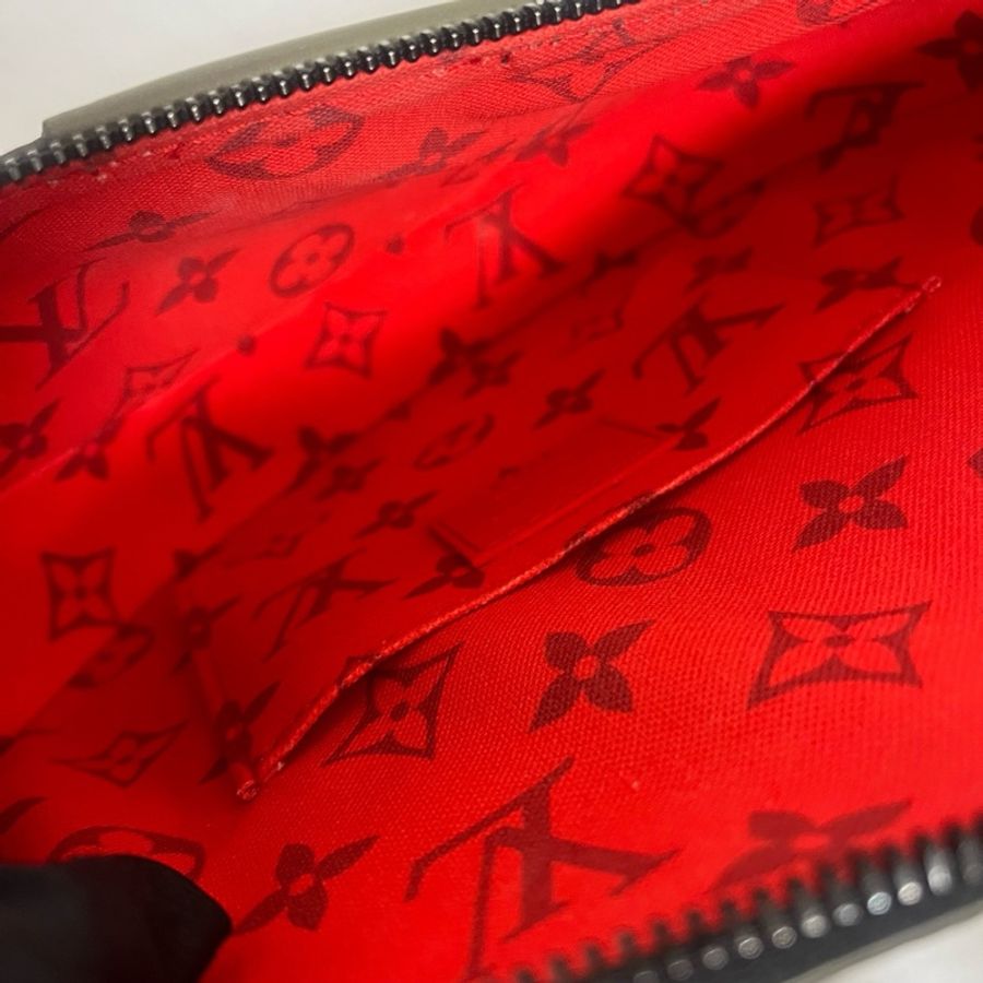 💚 LV路易威登 卡其綠月亮斜挎包 芯片款-8