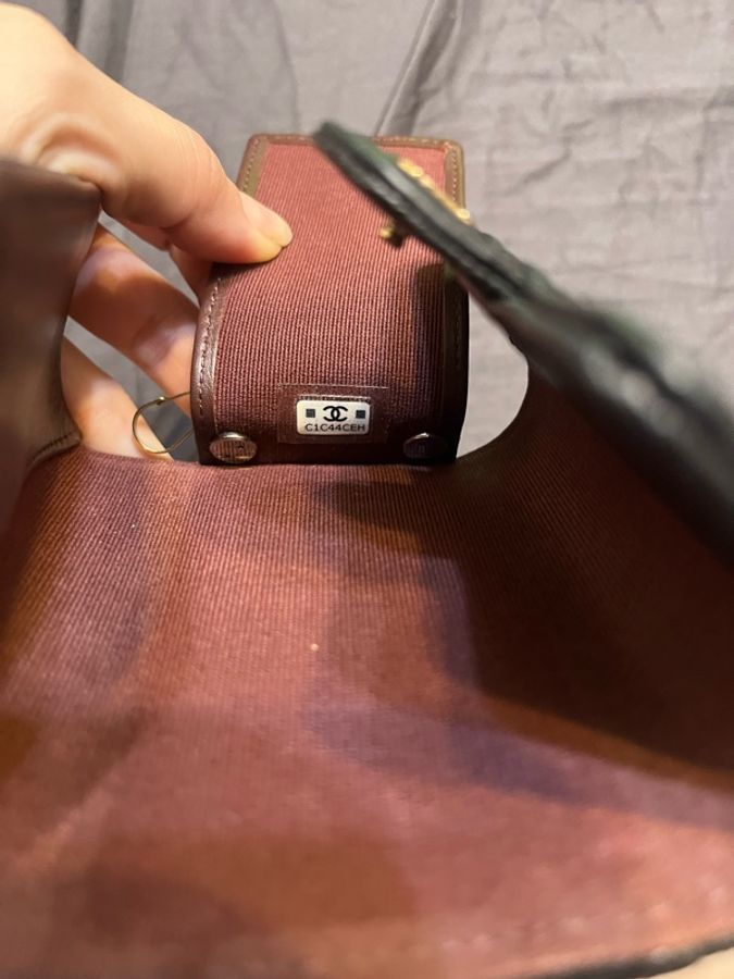 Chanel 荔枝牛皮鑰匙包-3