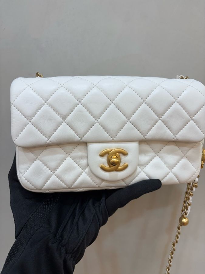 香奈兒 Chanel 白色金球CF20 全新-0