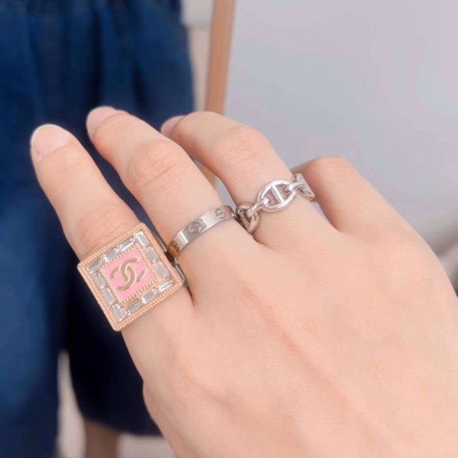 Chanel 24s 粉色方框水鑽戒指 52碼-8