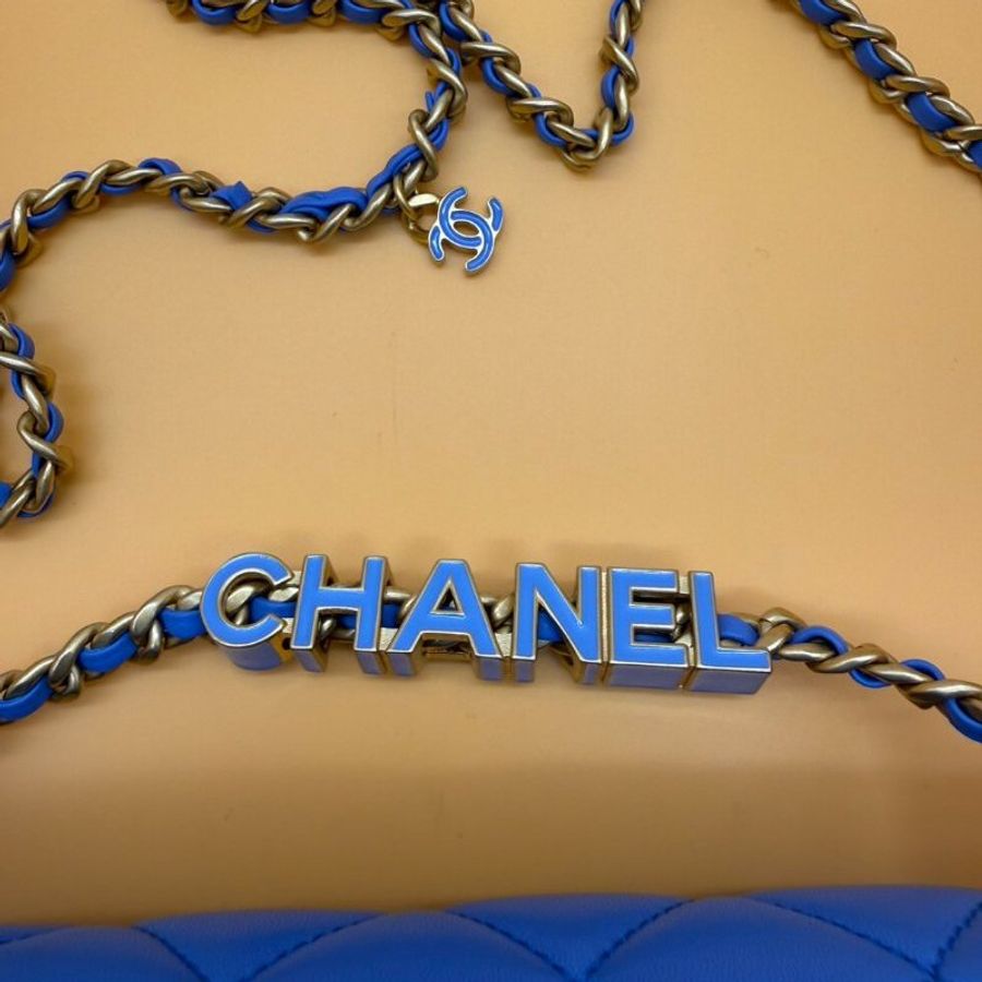 CHANEL 全新 LOGO 鏈帶 肩背包 側背包 Chain Shoudler Bag 天藍色-11