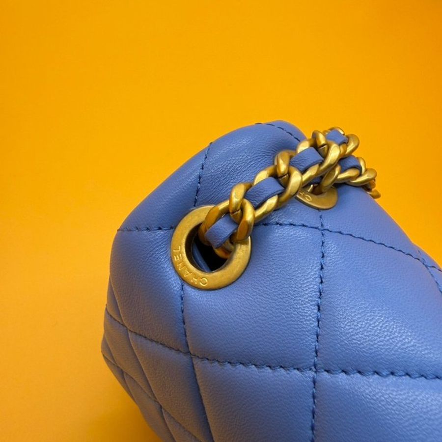 CHANEL 全新 LOGO 鏈帶 肩背包 側背包 Chain Shoudler Bag 天藍色-15