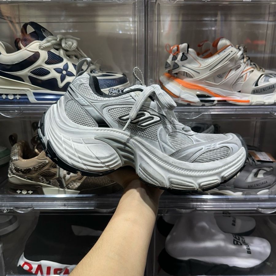巴黎世家 10xl 灰白Eu42-0