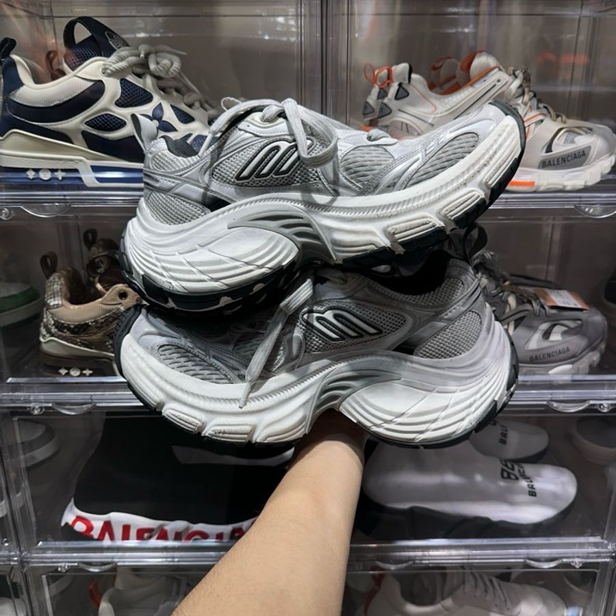 巴黎世家 10xl 灰白Eu42-2