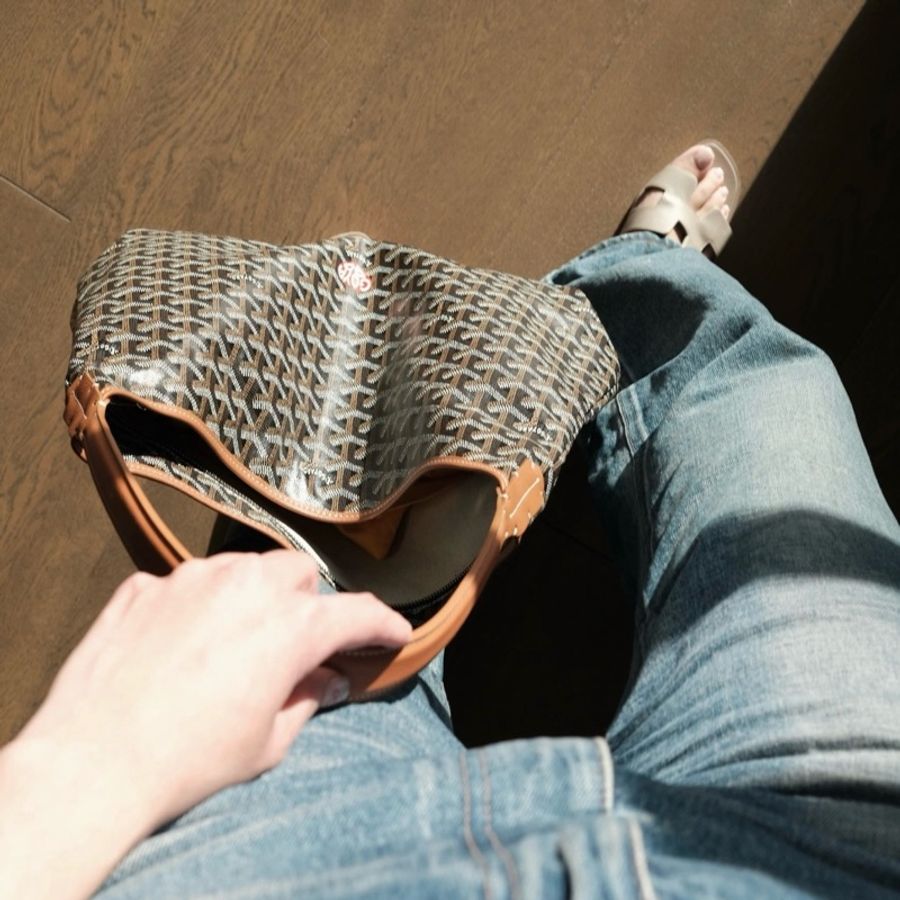 🤎Goyard 戈雅焦糖棕色 愛心彩繪hobo腋下包單肩包 附件:子袋-6