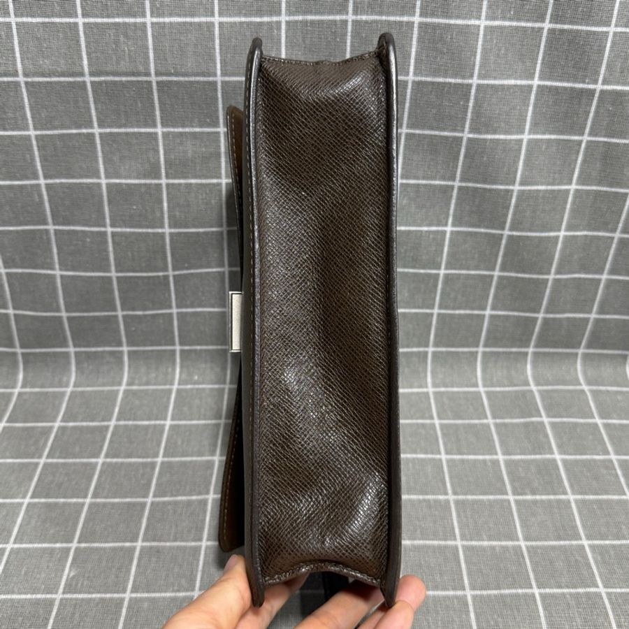 Louis Vuitton 路易威登 男士手拿包 棕色十字紋牛皮-3