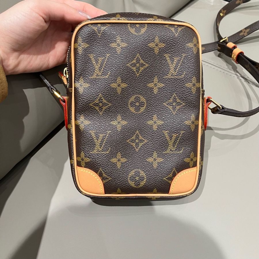 Louis Vuitton 路易威登 限量款game on雙子星愛心包-8