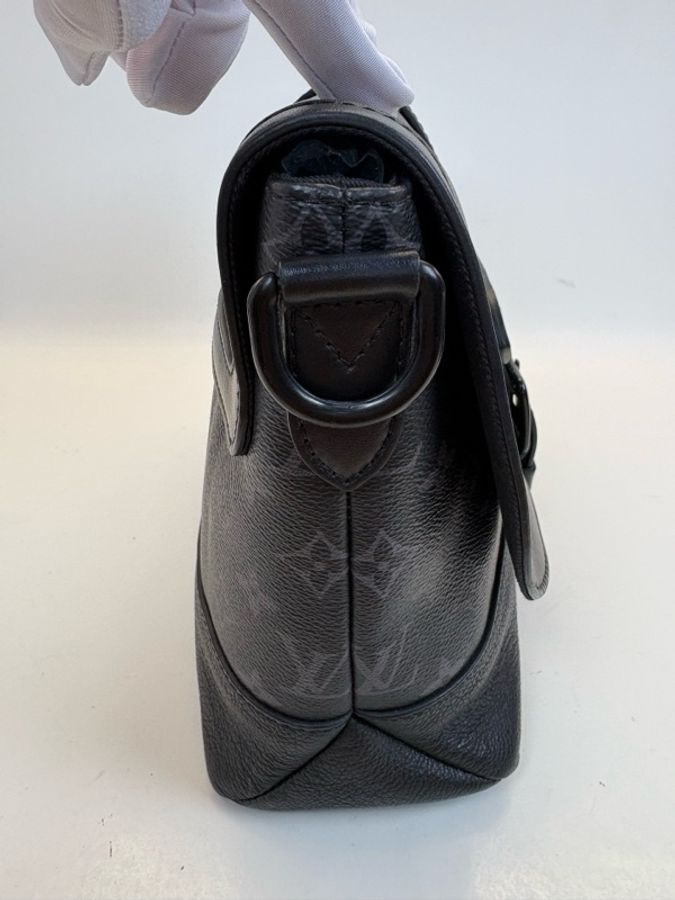 .Louis Vuitton 路易威登 Saumur男士郵差包 芯片款 尺寸26×23-8