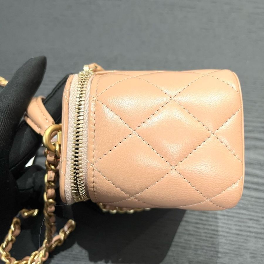 Chanel香奈兒21A 金扣mini盒子包 米色-2