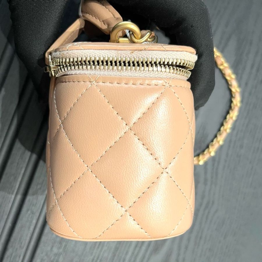 Chanel香奈兒21A 金扣mini盒子包 米色-7