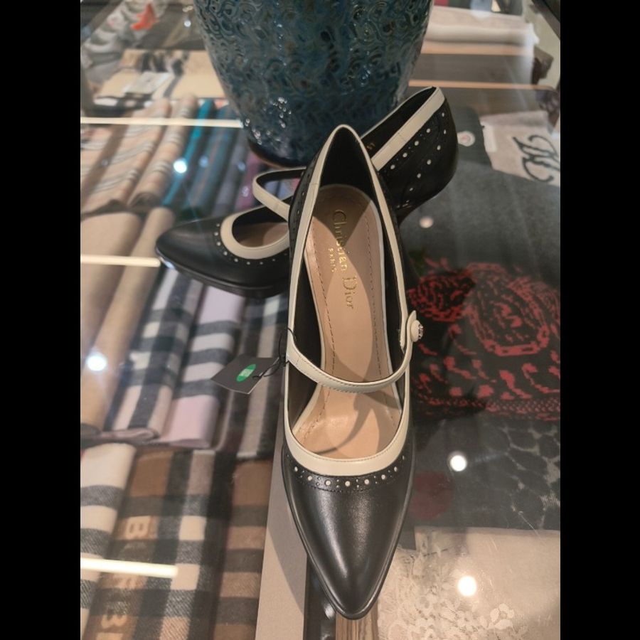 Dior女款高跟鞋37碼-0