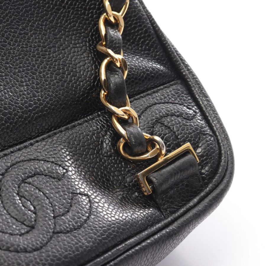 香奈兒 (CHANEL) 三重 COCO 標誌雙肩包,黑色真皮,二手,女款,金色五金配件,CC-7