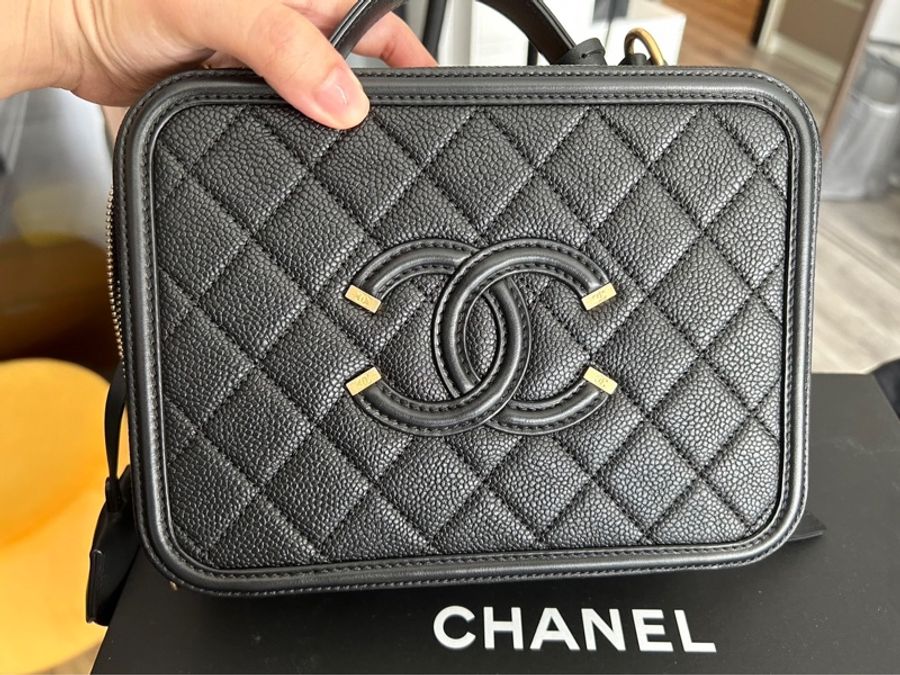 Chanel Vanity case-0
