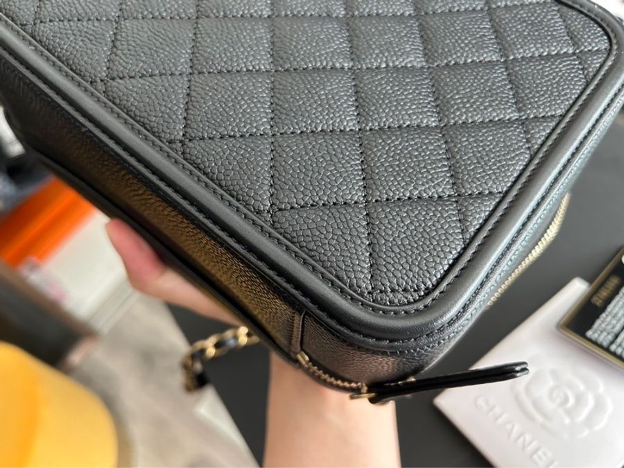 Chanel Vanity case-7