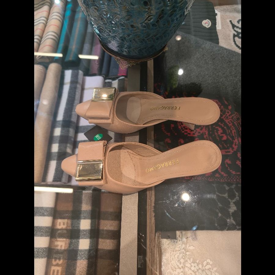FERRAGAMO高跟鞋碼數35.5-2