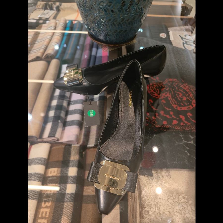 FERRAGAMO高跟鞋碼數35.5-0