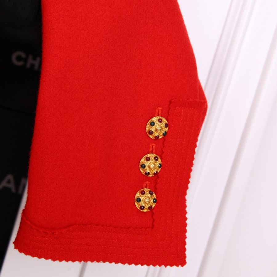 Chanel 96年正红色羊毛双排琉璃扣大衣外套-21