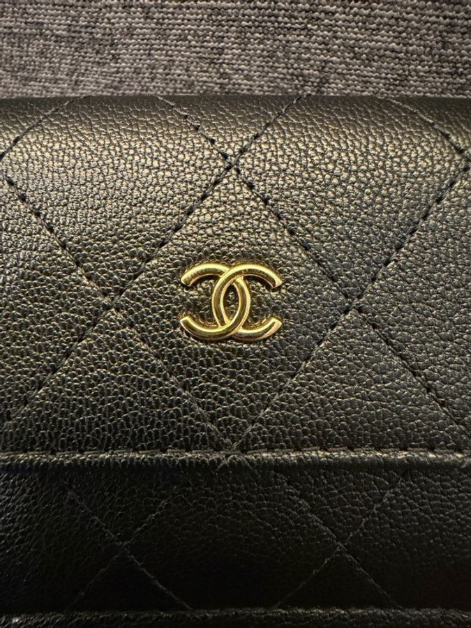 Chanel 山羊皮 淡金扣迷你三折短夾-16