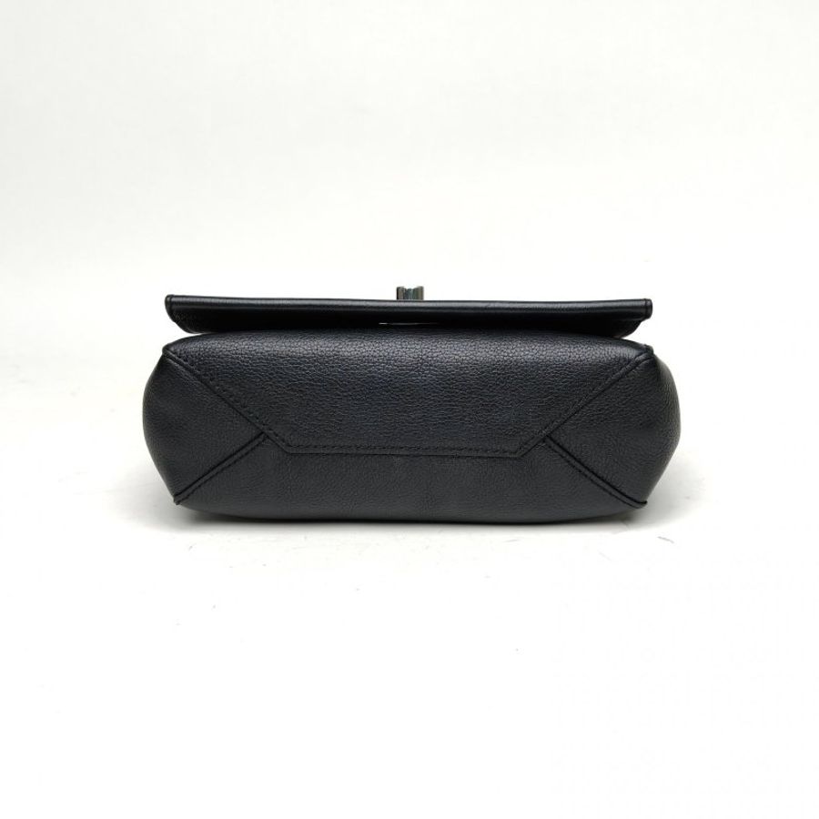 LOUIS VUITTON LockmeIIBB黑色牛皮銀扣2015肩背包-4