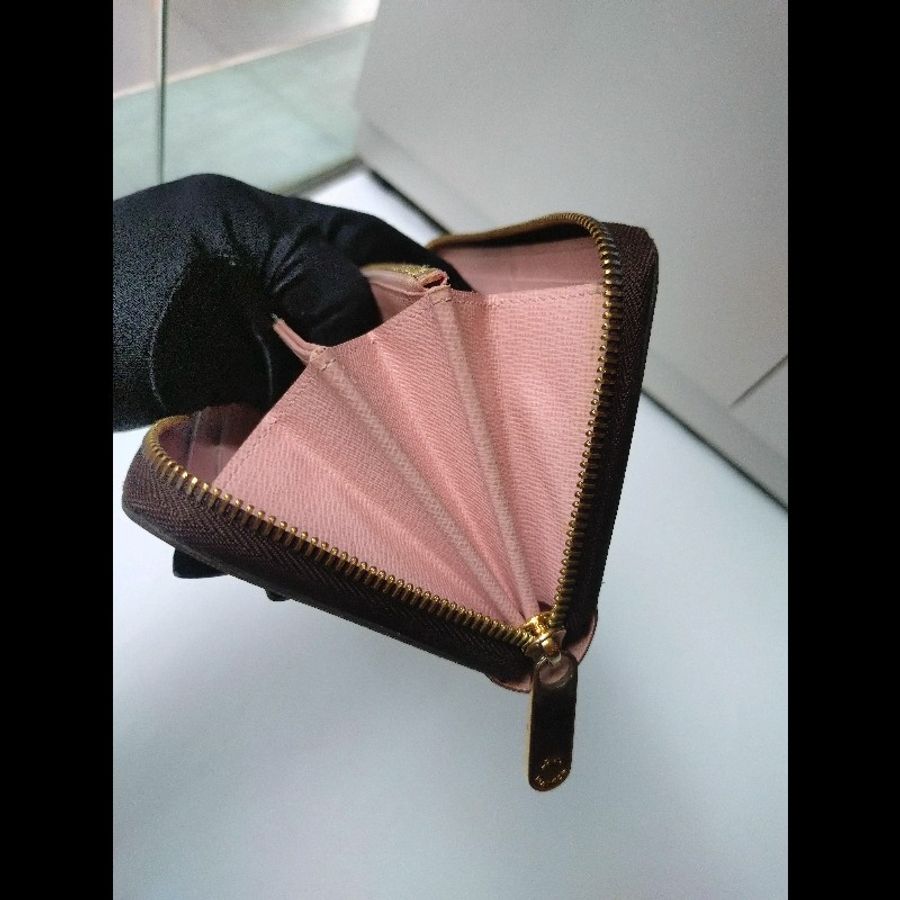 LV 老花貓頭鷹拼皮拉鍊長夾-11