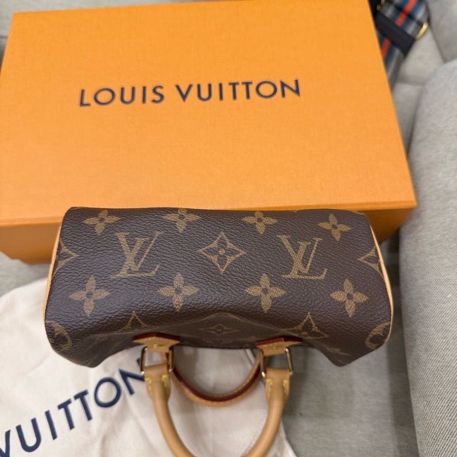 全新LV LOUIS VUITTON Nano Speedy-9