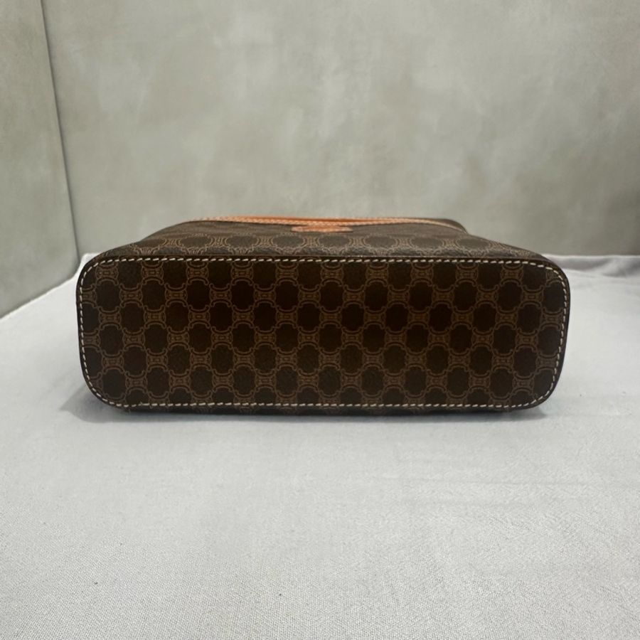 【赫蒂國際精品】 Celine凱旋經典老花化妝包vintage 二手 中古-9